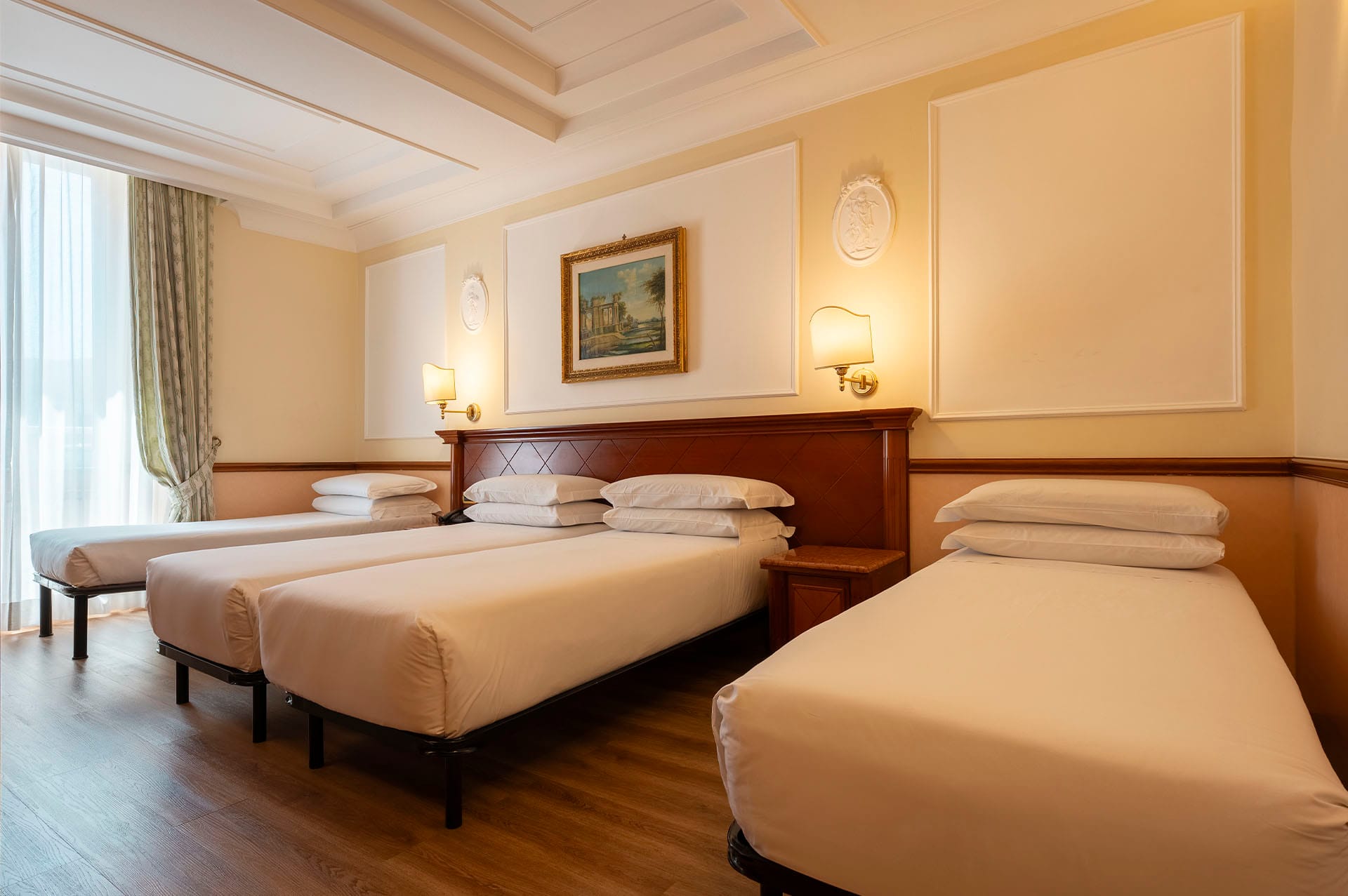 Quadrupla Camere Hotel Hiberia Roma 01