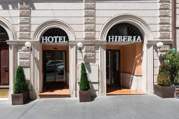 Esterni Hotel Hiberia Roma 02