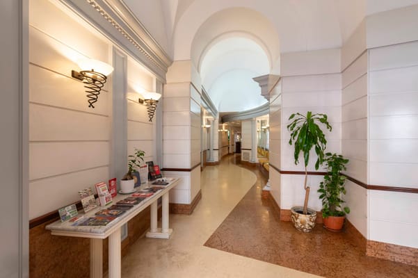 Interni Hotel Hiberia Roma 04