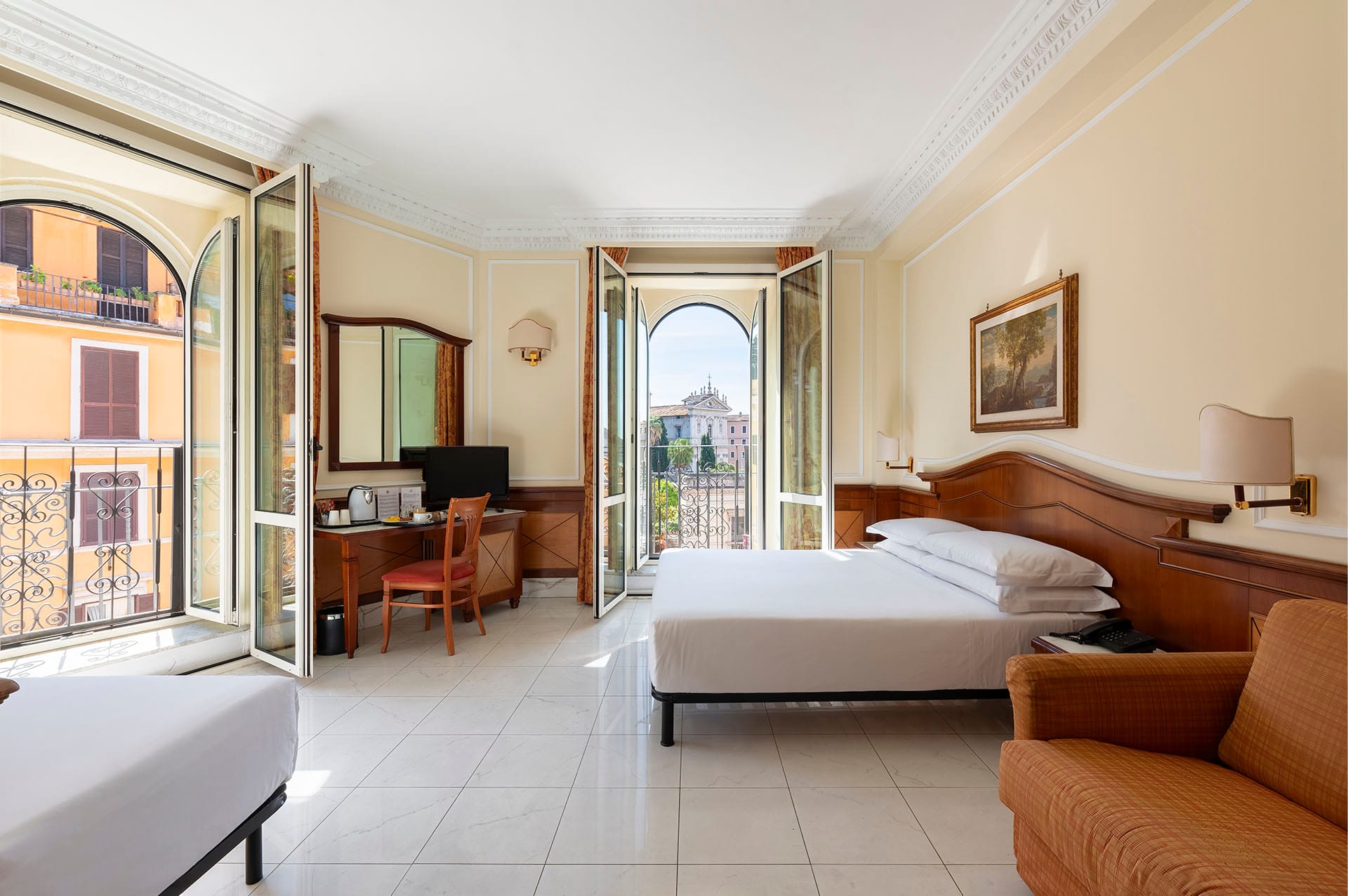 Quadrupla Vista Camere Hotel Hiberia Roma 01