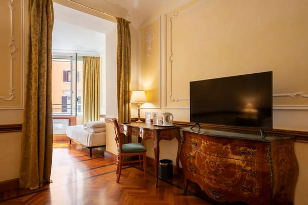 Suite Camere Hotel Hiberia Roma 01